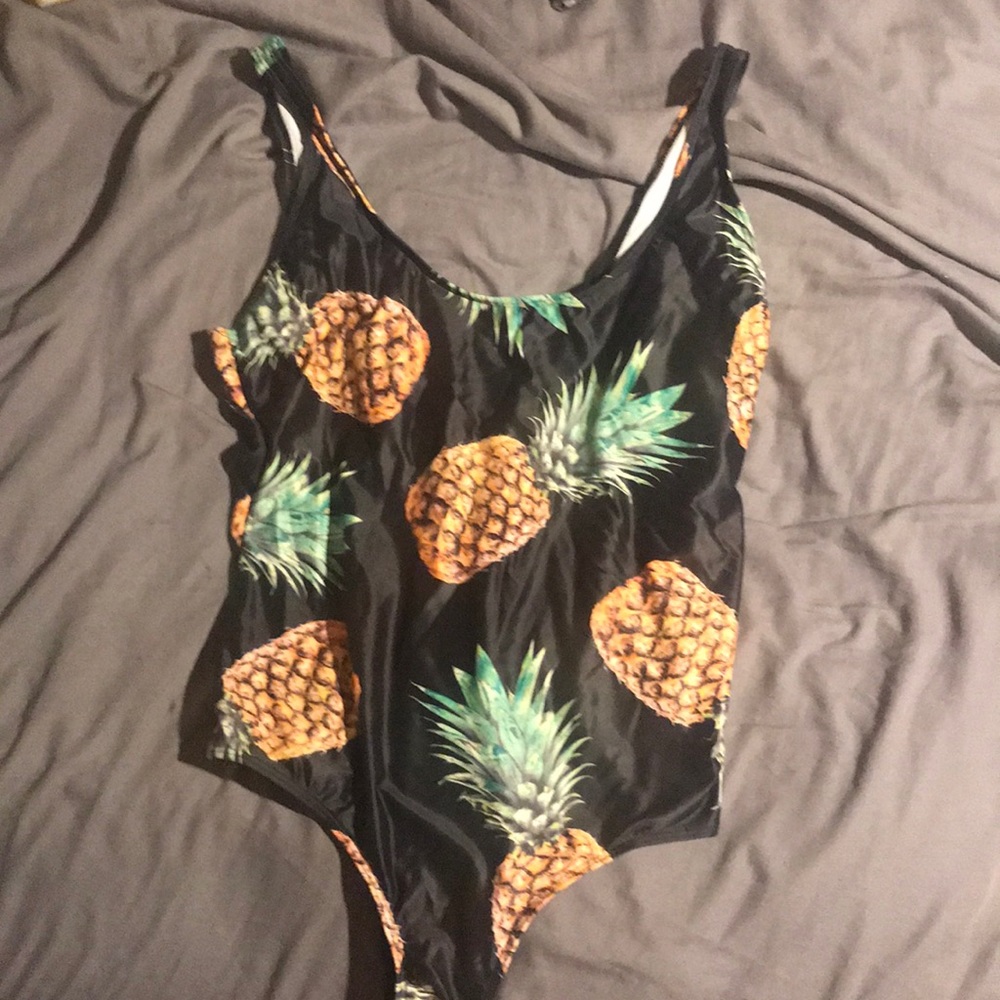 Black pineapple one piece swimsuit